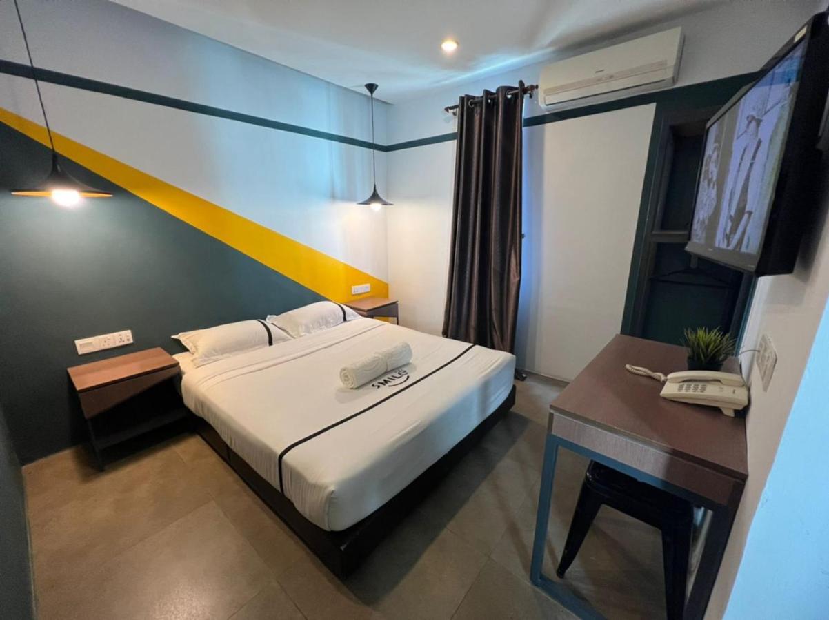 Smile Hotel Cheras Sri Permaisuri Kuala Lumpur Exterior foto